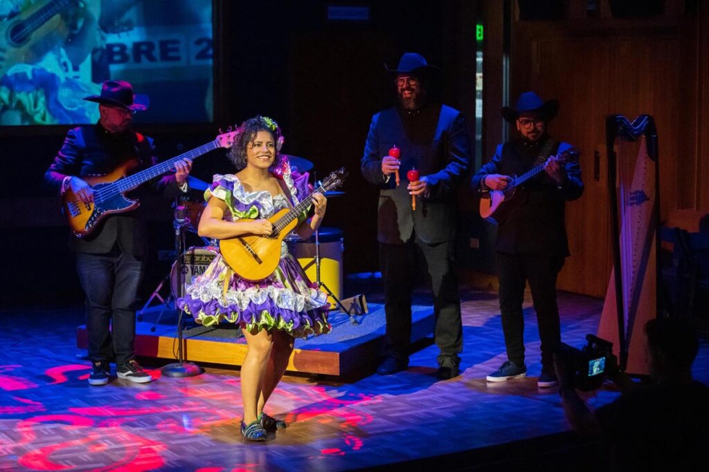 Papá Cuatro, Miami New Drama, Pictured L-R_ Eduardo Betancourt, Mafer Bandola, Adolfo Herrera, Miguel Siso, Photo by_ Chris Crass
