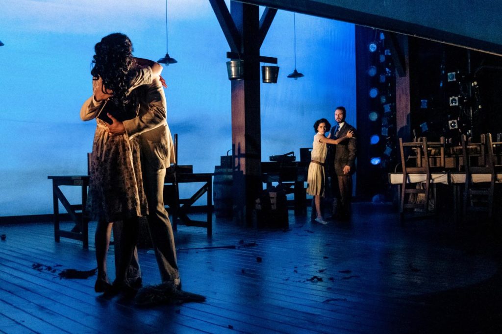 Anna In The Tropics Anna In The Tropics